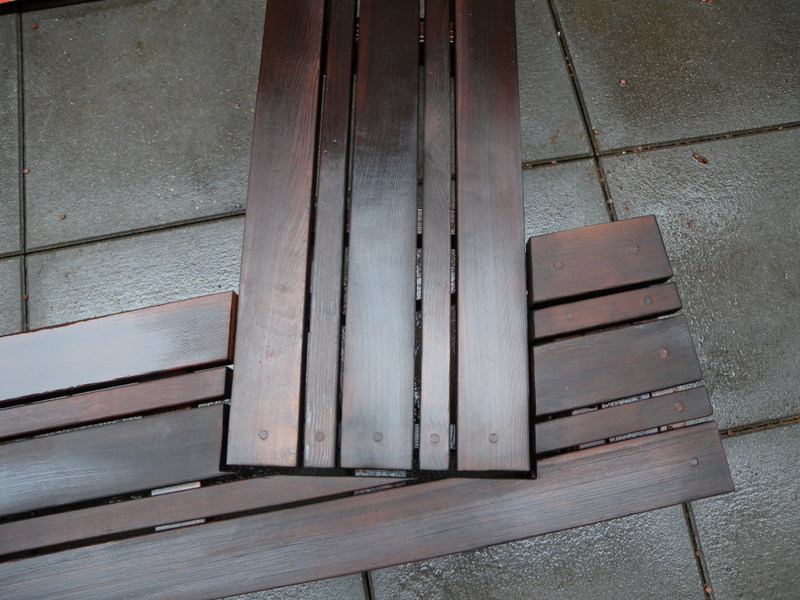 Patio angled bench (Torched Cedar : wet version)