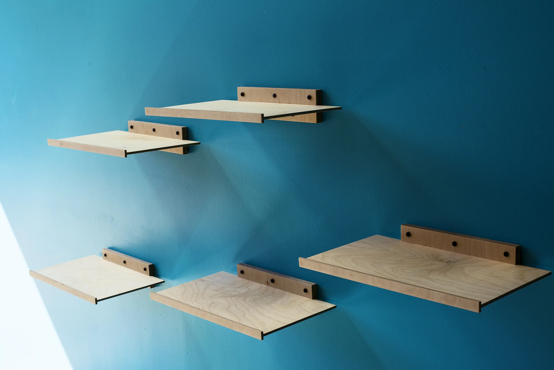 Floating shelves