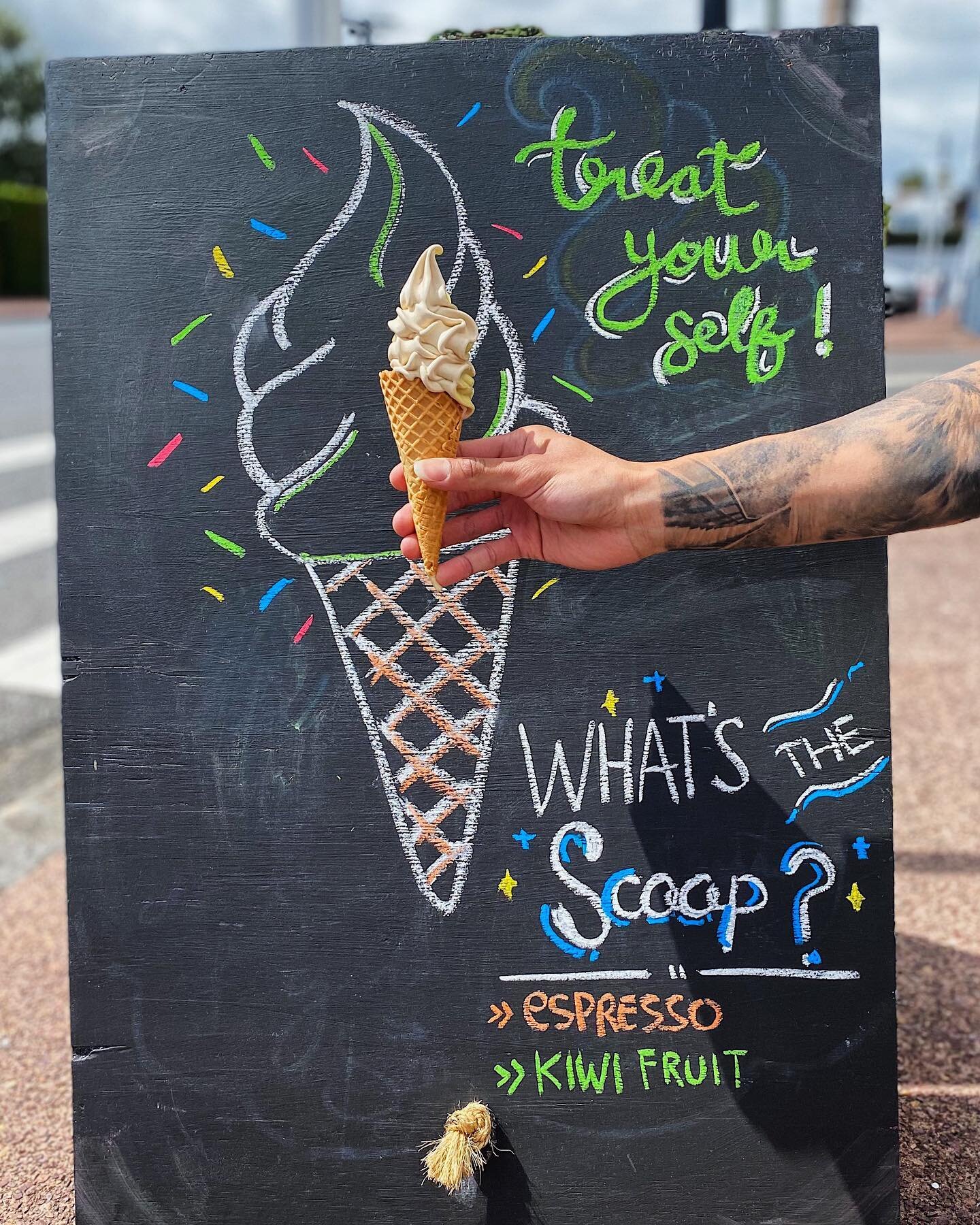 Gelato of the day!🍦 Espresso ☕️ &amp; Kiwifruit 🥝 #summertime #gelatotime