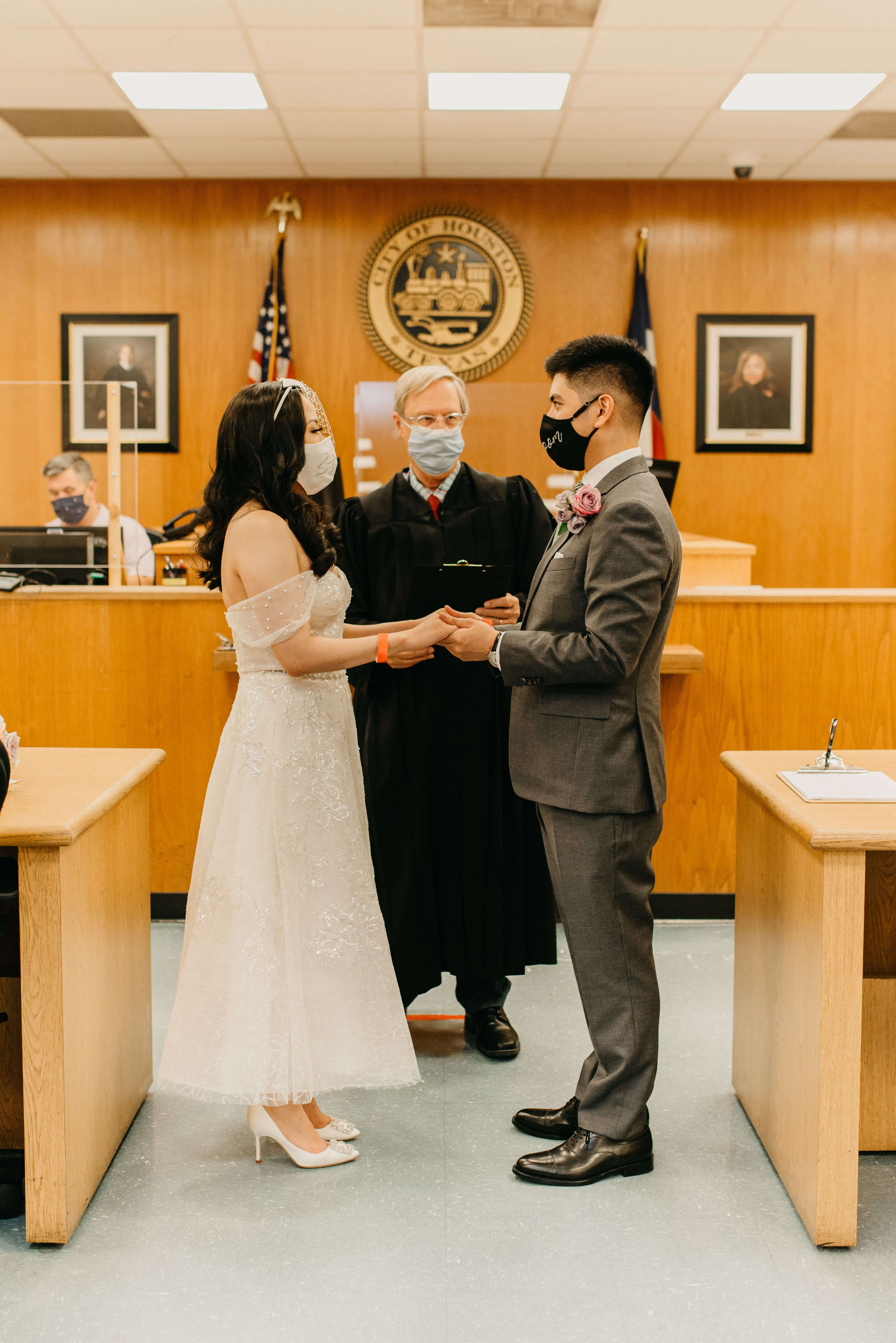 Courthouse wedding elopement photography by J. Andrade Visual Arts | Houston, Texas Elopement Photographer