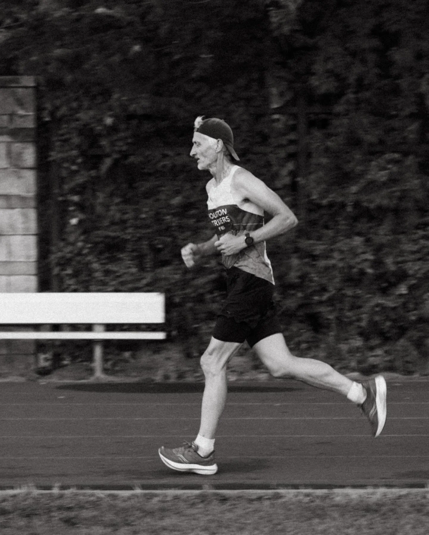 Track Tuesdays with the Houston Striders lately 😮&zwj;💨 
I especially enjoyed trying to capture everyone&rsquo;s &ldquo;flying feet&rdquo; portraits during this shoot. I&rsquo;ve missed track days and this club will definitely helped with that. ❤️?