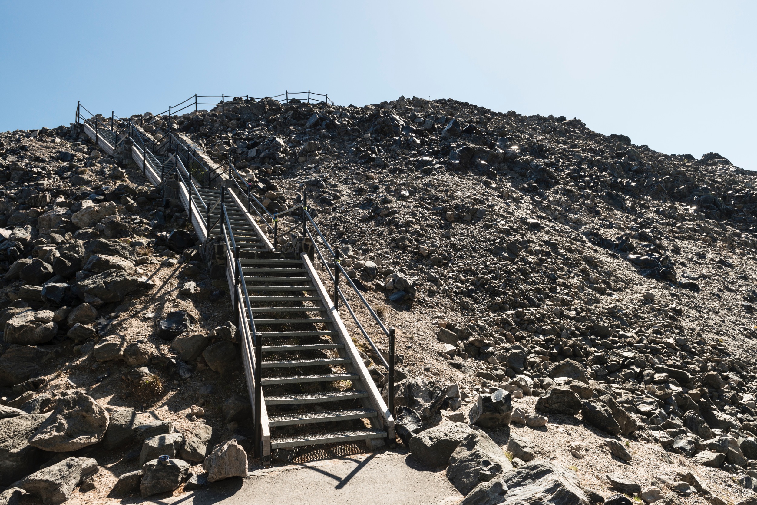   newberry volcanic monument 1   8" x 12",&nbsp;12" x 18" or 20" x 30"  2013    