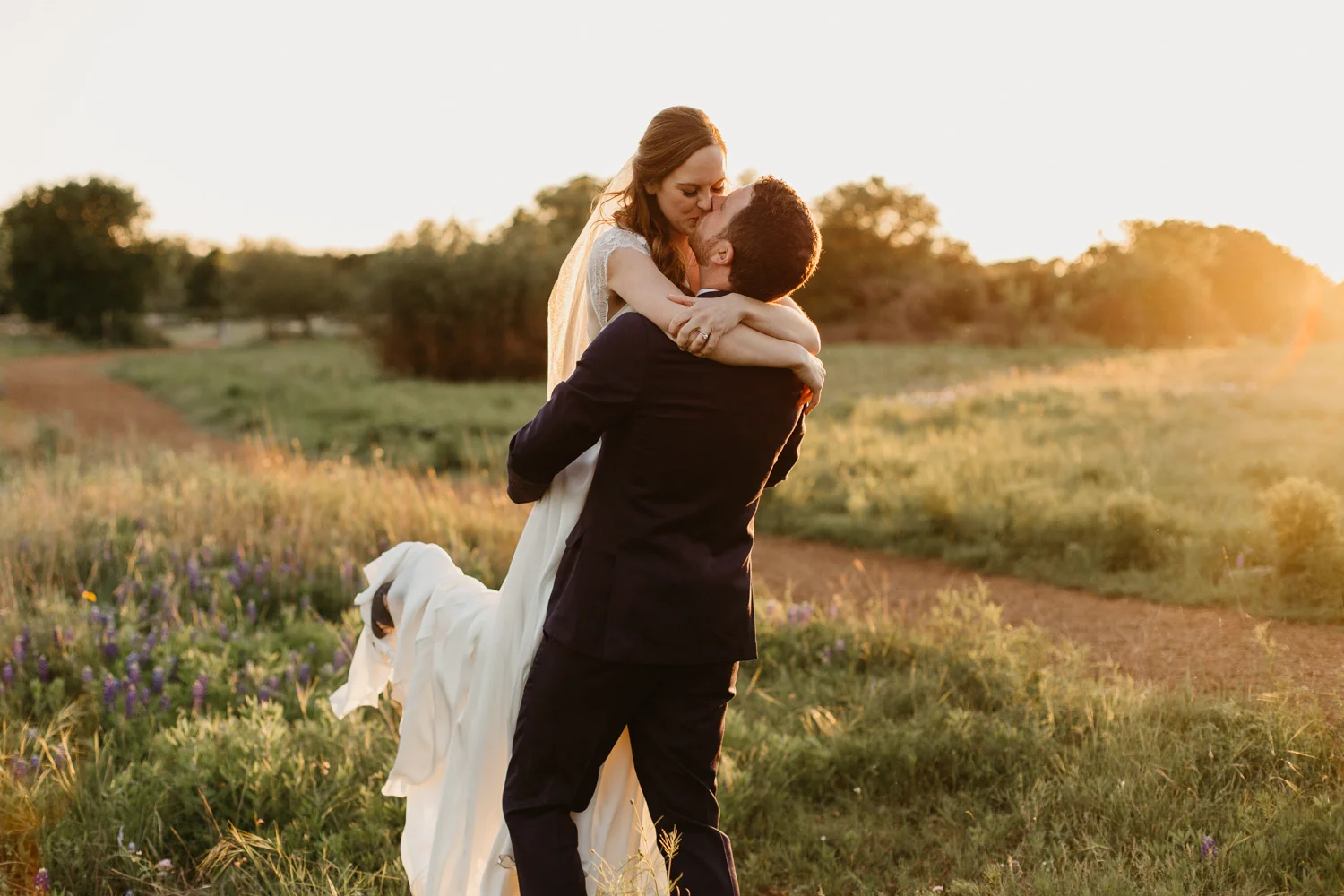Austin wedding photographer lady bird johnson wildflower center wedding -147.jpg