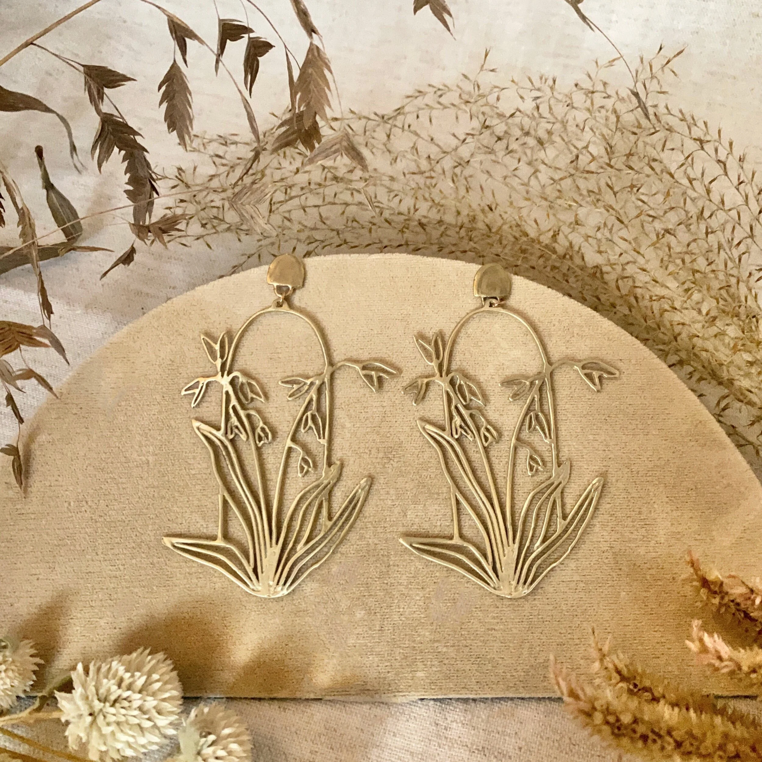 1E66BCC5-FEA7-4FE5-9586-E48DC0147775