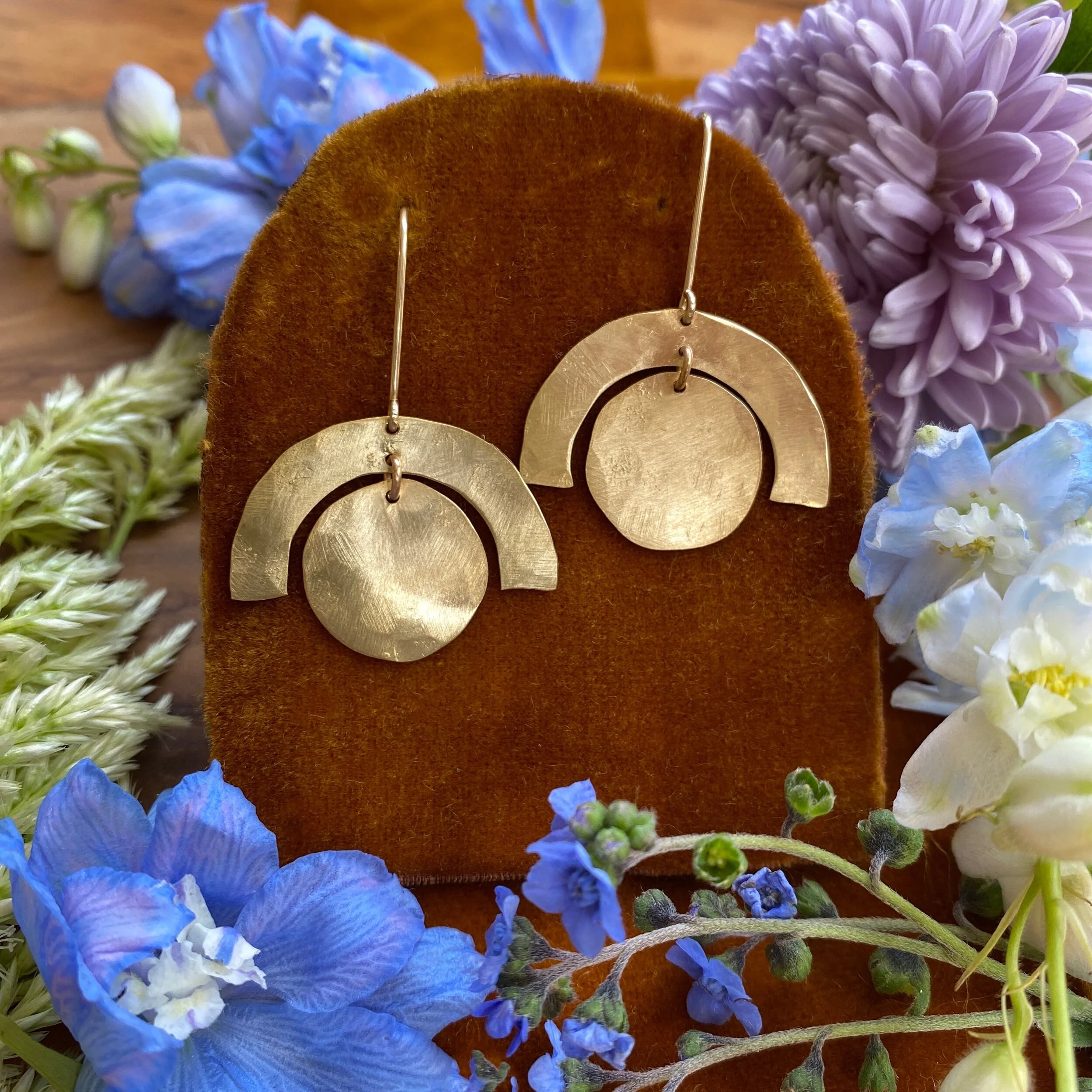 9C1AD8F2-8FC1-4B77-AF6B-565AB64BE23A