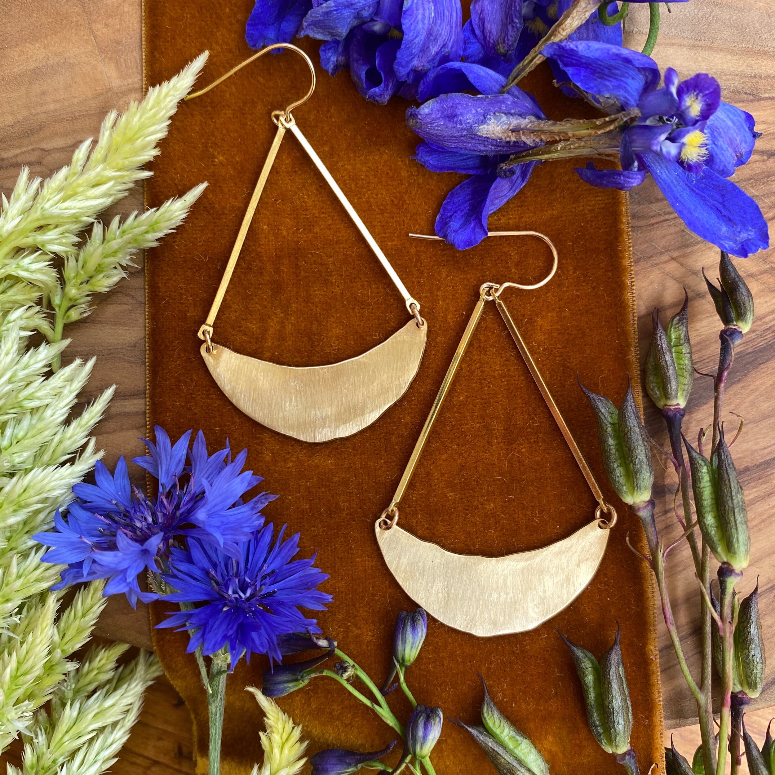 A5319EDA-2659-4EA3-BD2C-45D0424C11AD