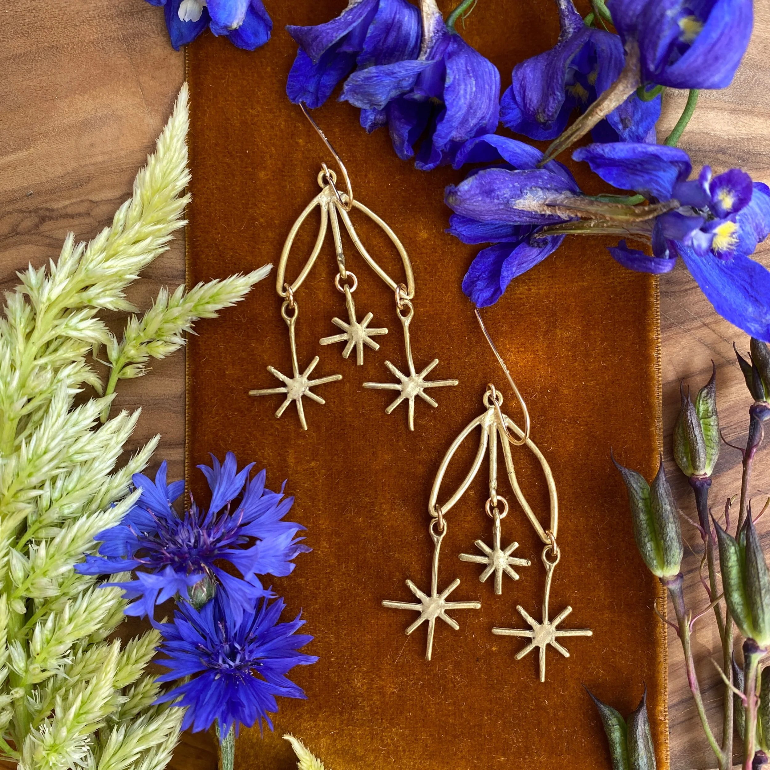 D56F0F2E-1628-43C1-871E-4F47725D3F41