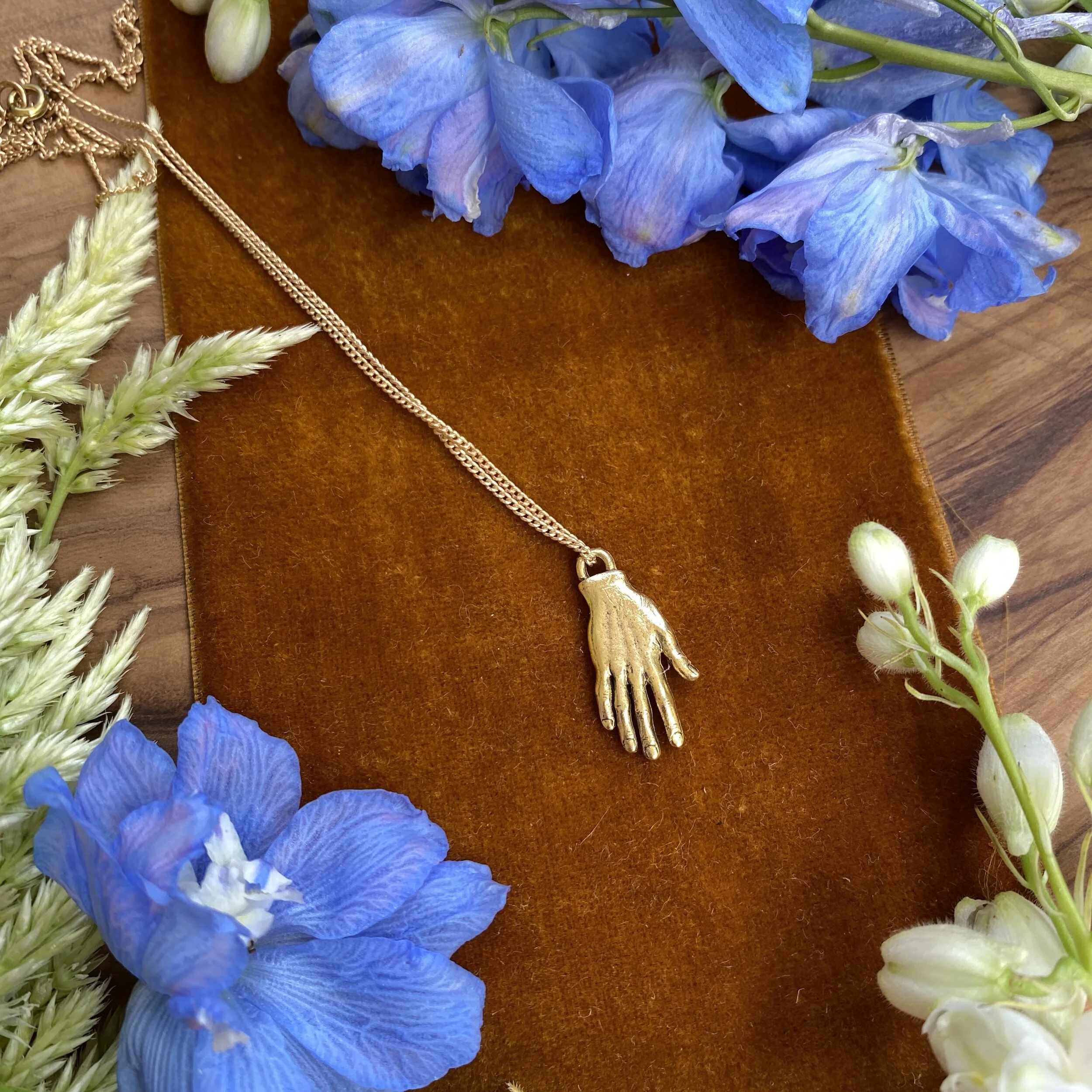 palmreader necklace.JPG