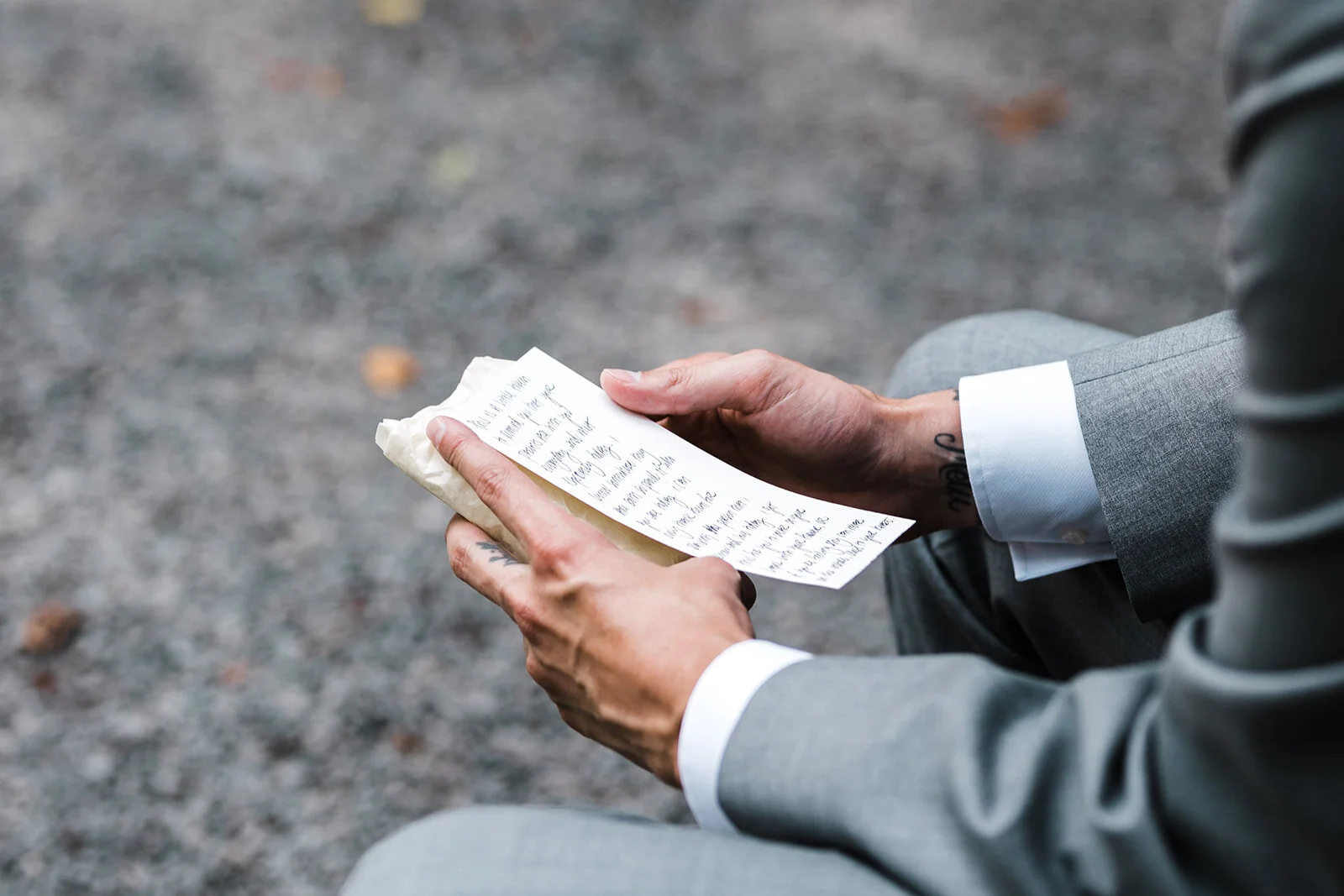 Meg-John-Getting Ready-154_websize.jpg