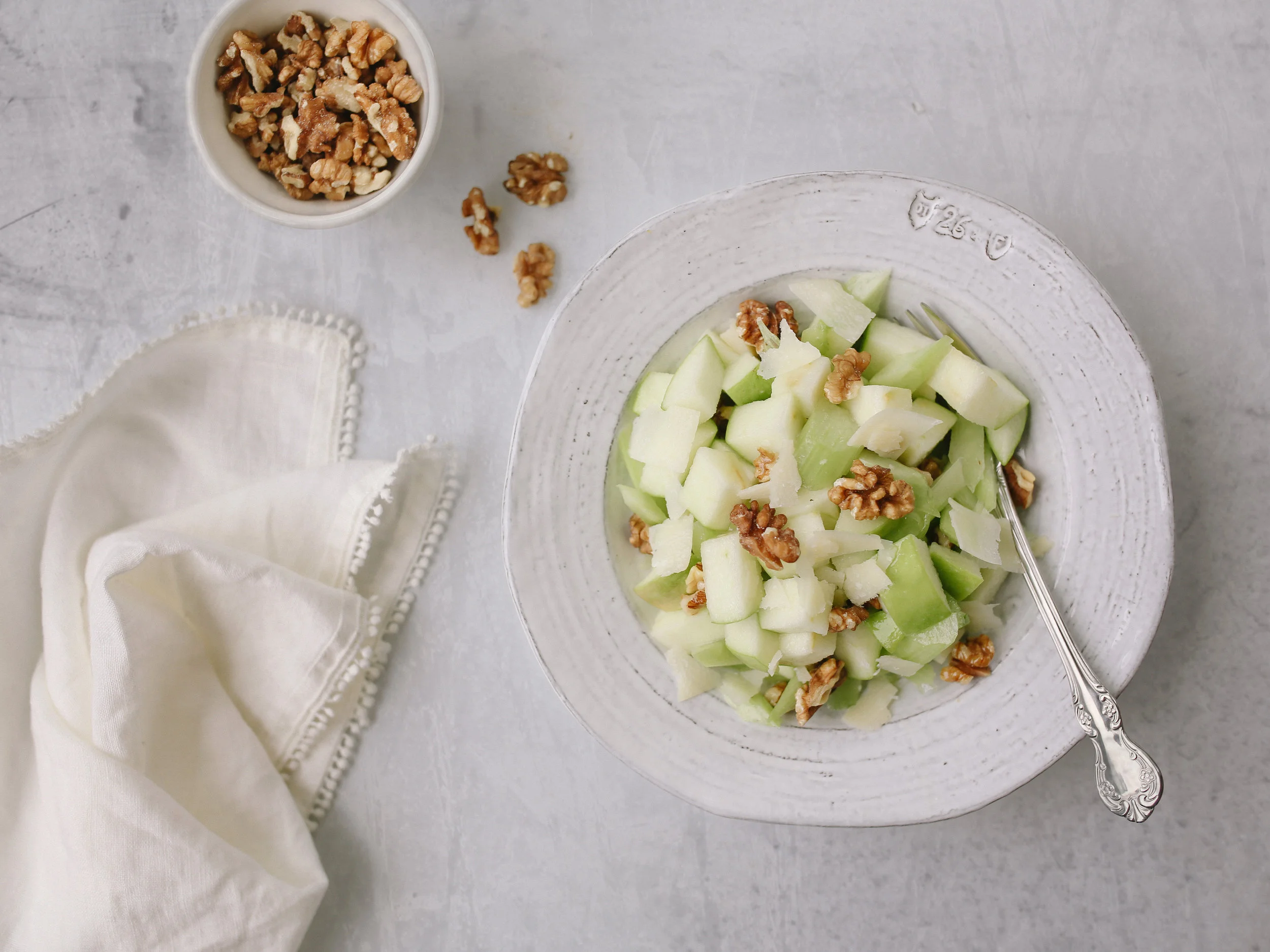 laurennicolefoot-2018-recipes-apple-salad-2 copy.jpg