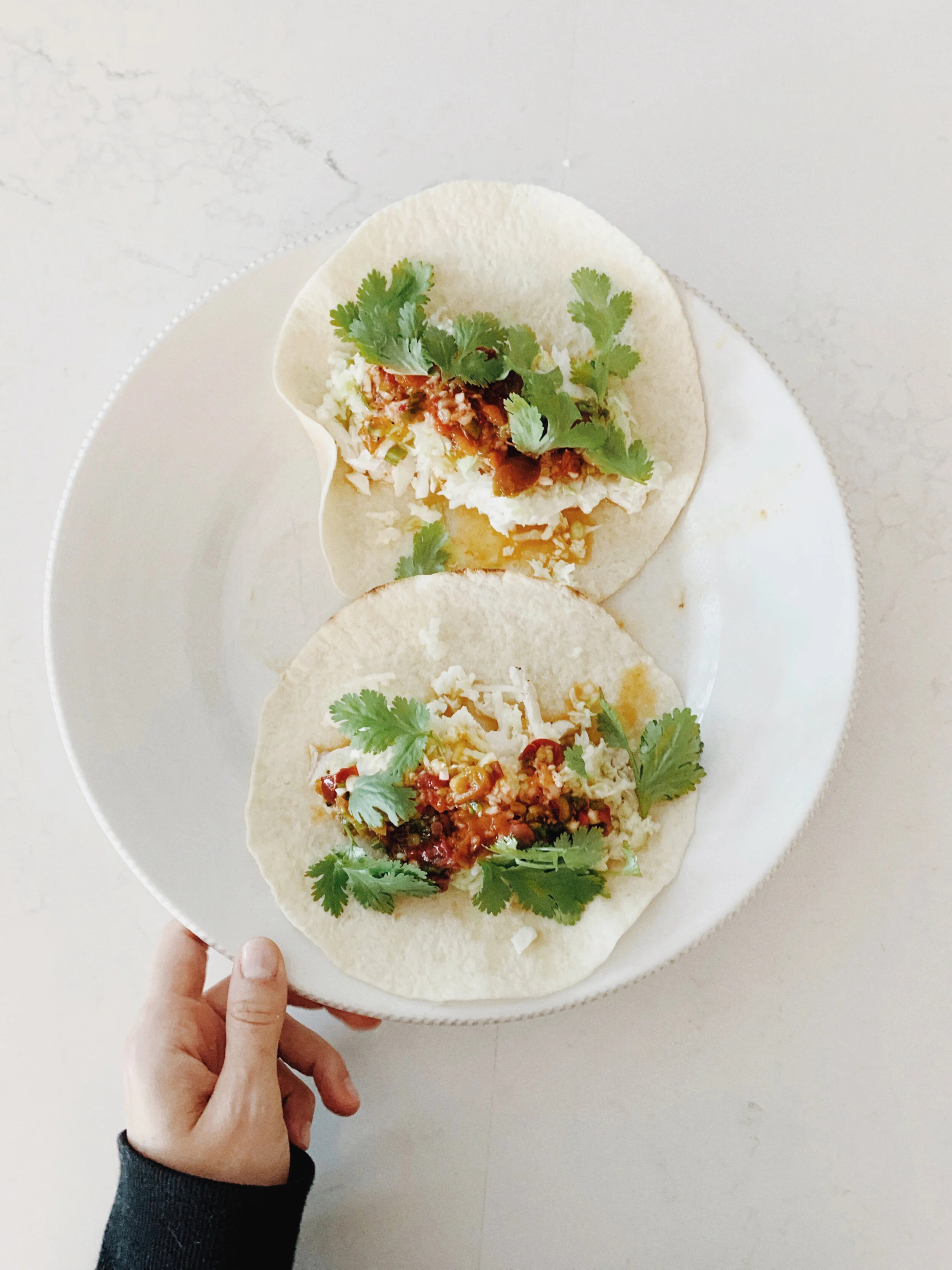 GRILLED HALIBUT SOFT TACOS WITH LIME-GARLIC VINAIGRETTE 