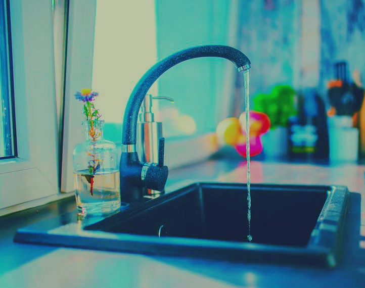 water-kitchen-black-design-large.jpg