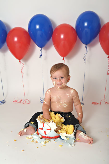 baby-cake-smash-1st-birthday-culpeper-va-14.jpg