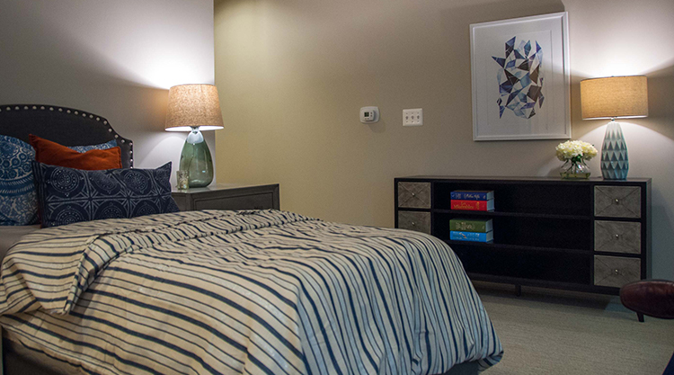 The Room Accommodations