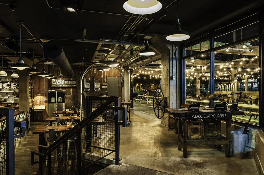 LOCAL Public Eatery - Liberty Village Architects
