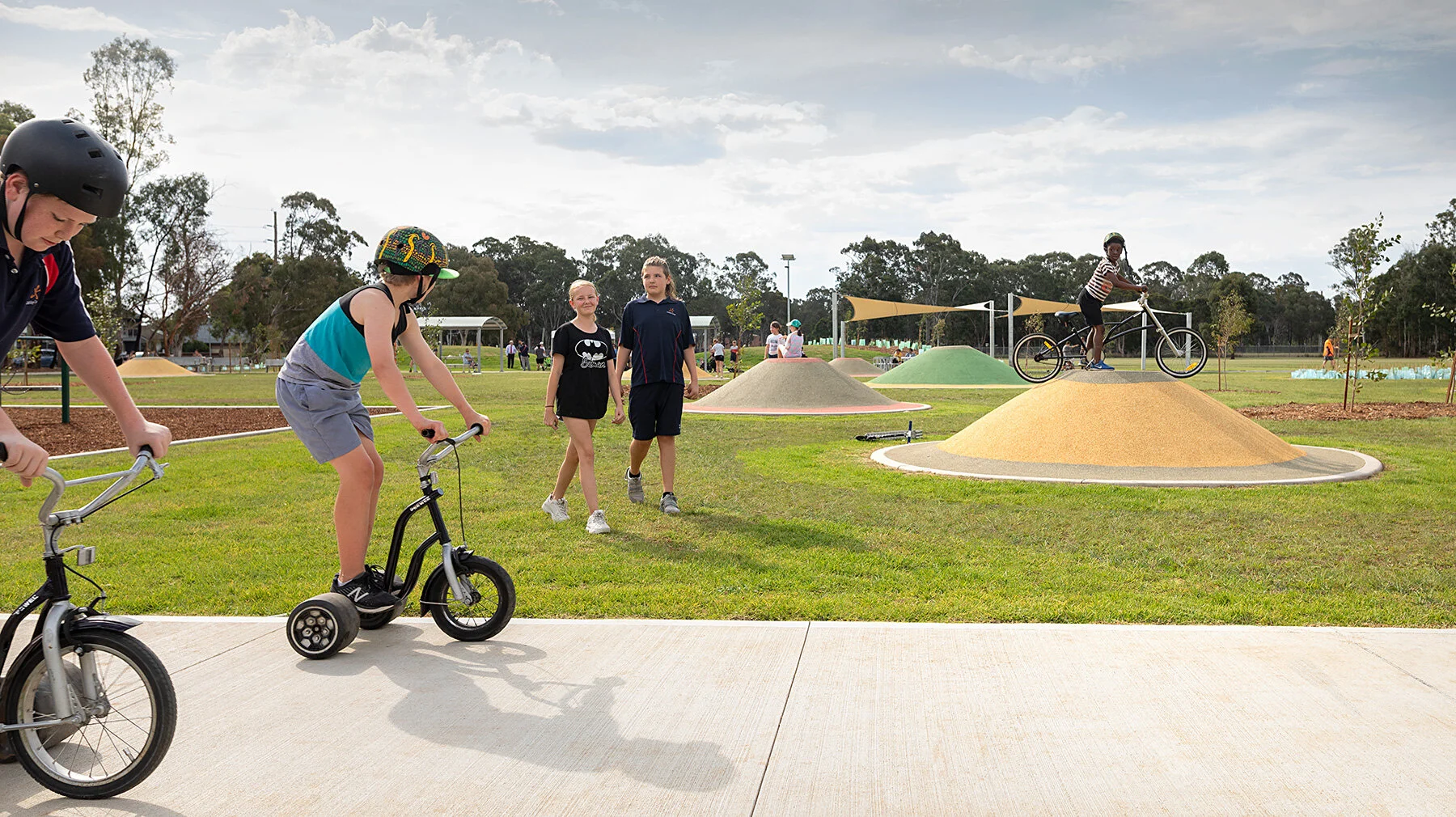 Robin_Wiles_Park_0004_LRS_16x9.jpg