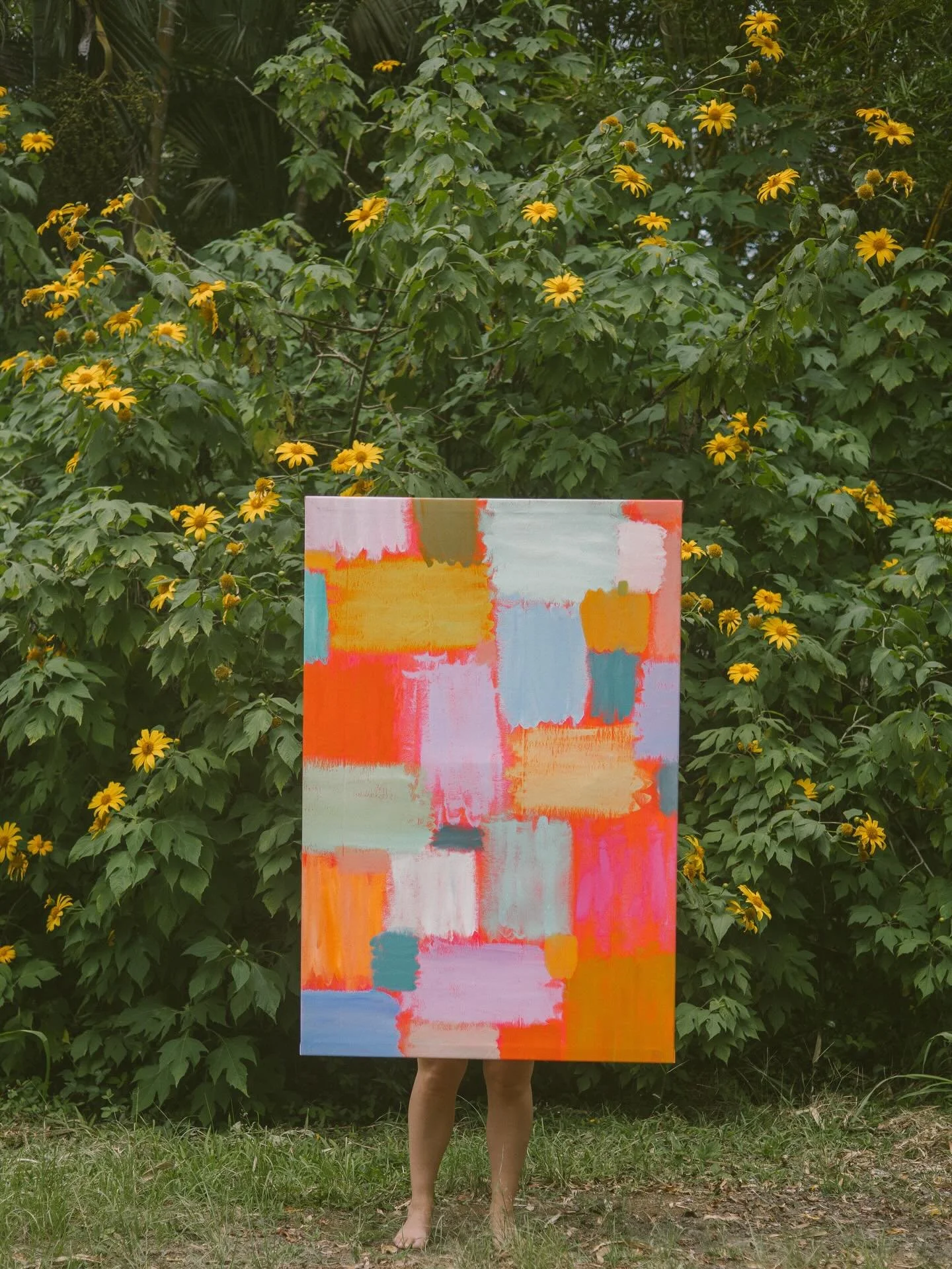 stems + neon quilt, no.1

i really love when joan blooms
(the mexican sunflower tree)