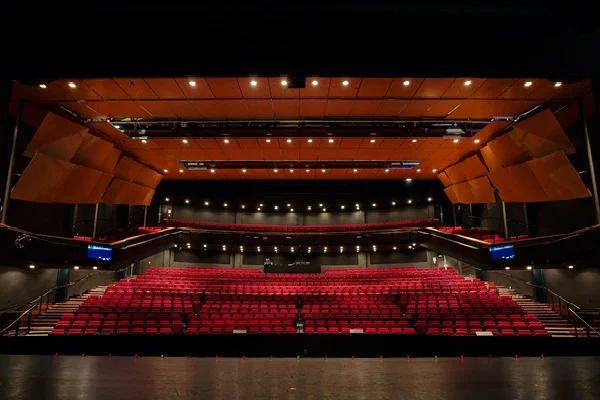 Brucemasoncentre.jpg
