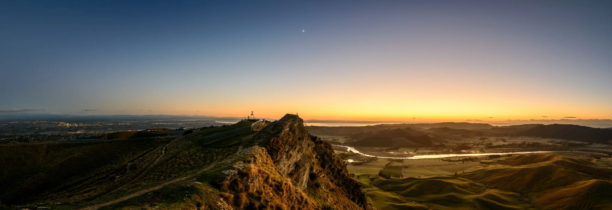 "Simply the Peak", Te Mata Peak Predawn