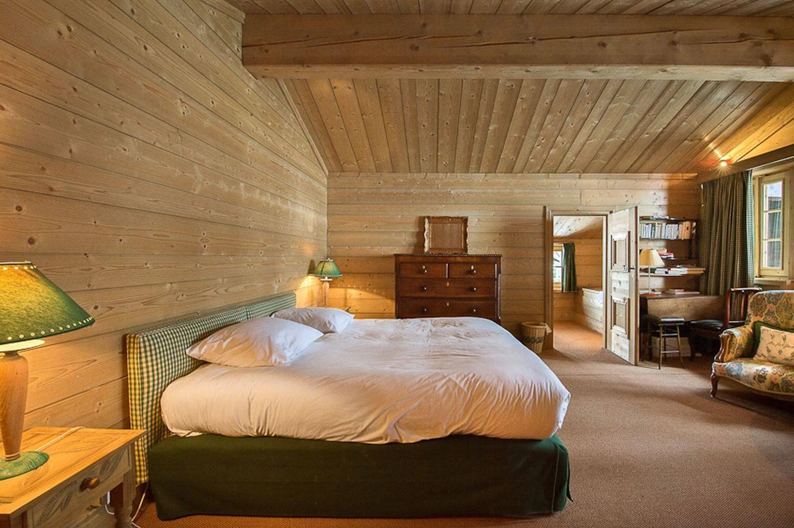 Master Bedroom.jpg