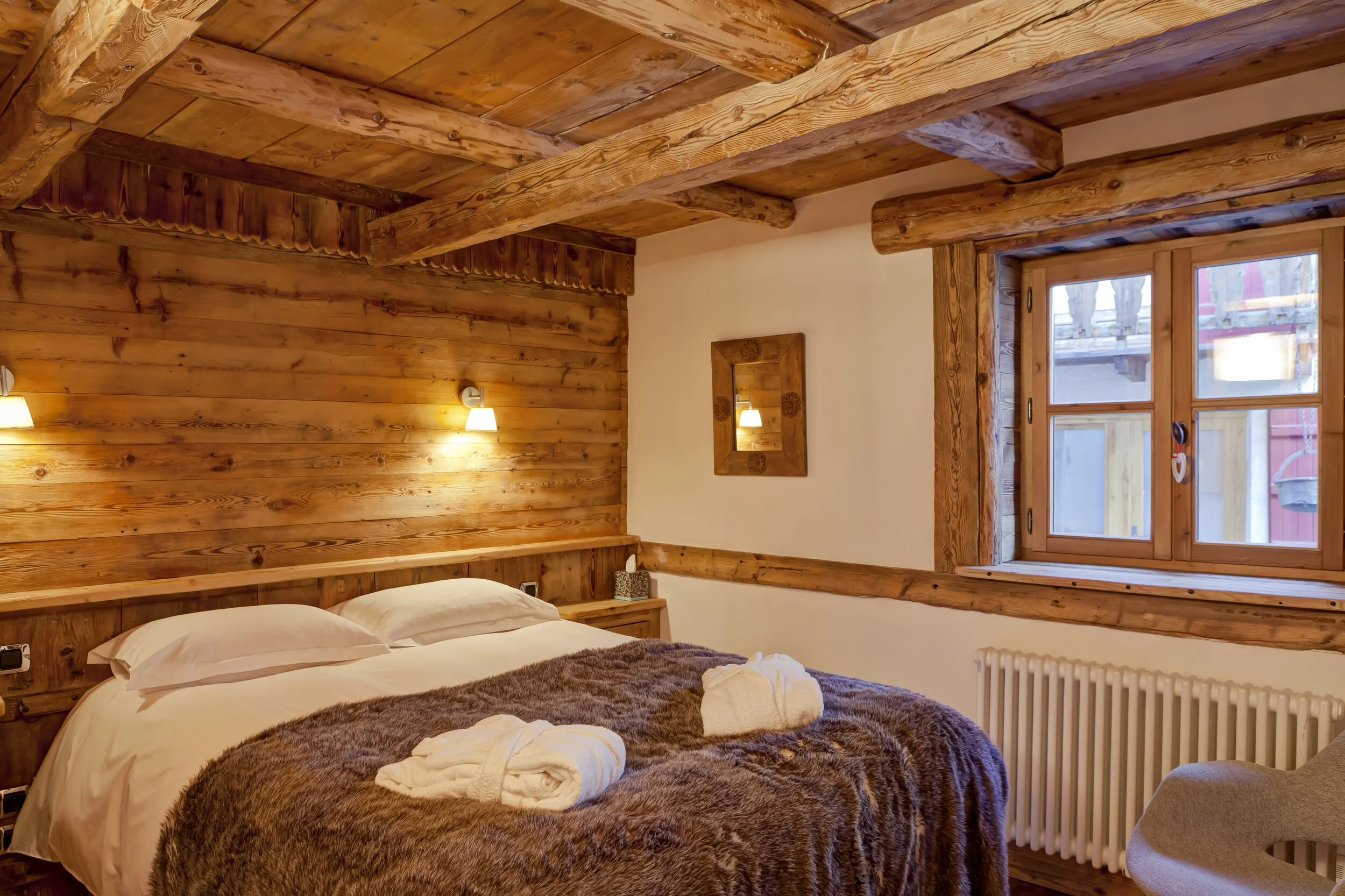 Bedroom 1.jpg