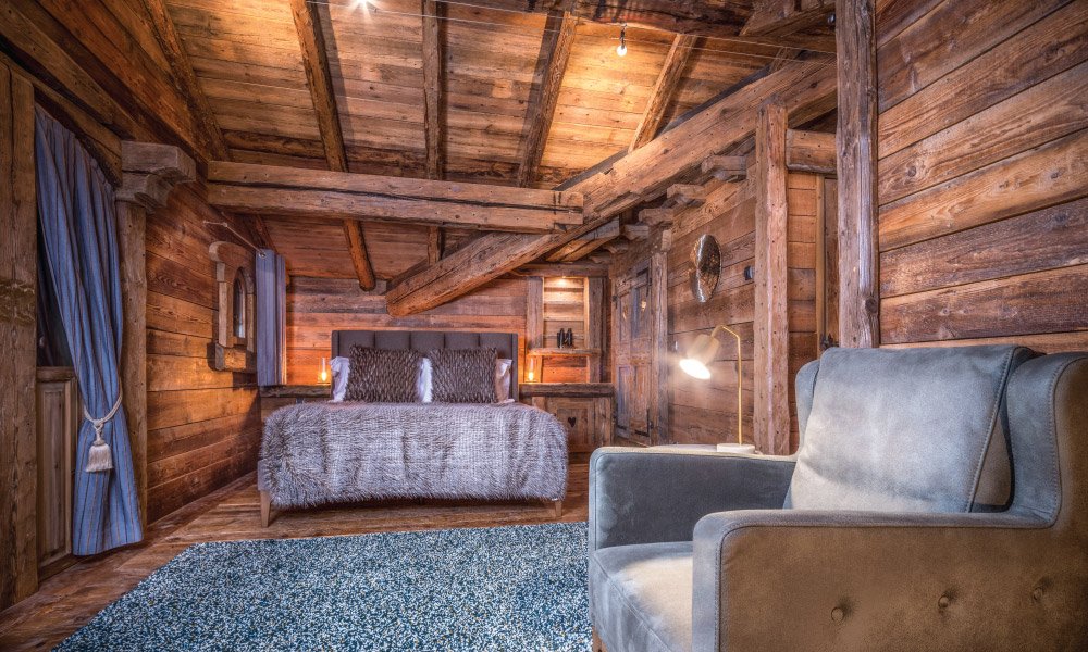 Chalet-Montana-Master-Bedroom-.jpg