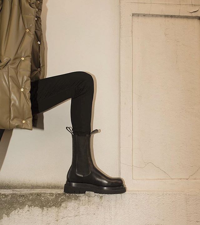 Fall 2019 Trend - Platform combat boots. By far the standout footwear trend this fall is the platform combat boot. We reported earlier in the season that combat boots were trending but the platform version is really leading the pack. We can attribute