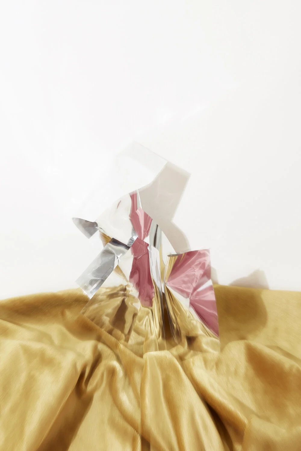 hannah-slaney-still-life-gifted and masked-Solid_Gold_7384 copy.jpg