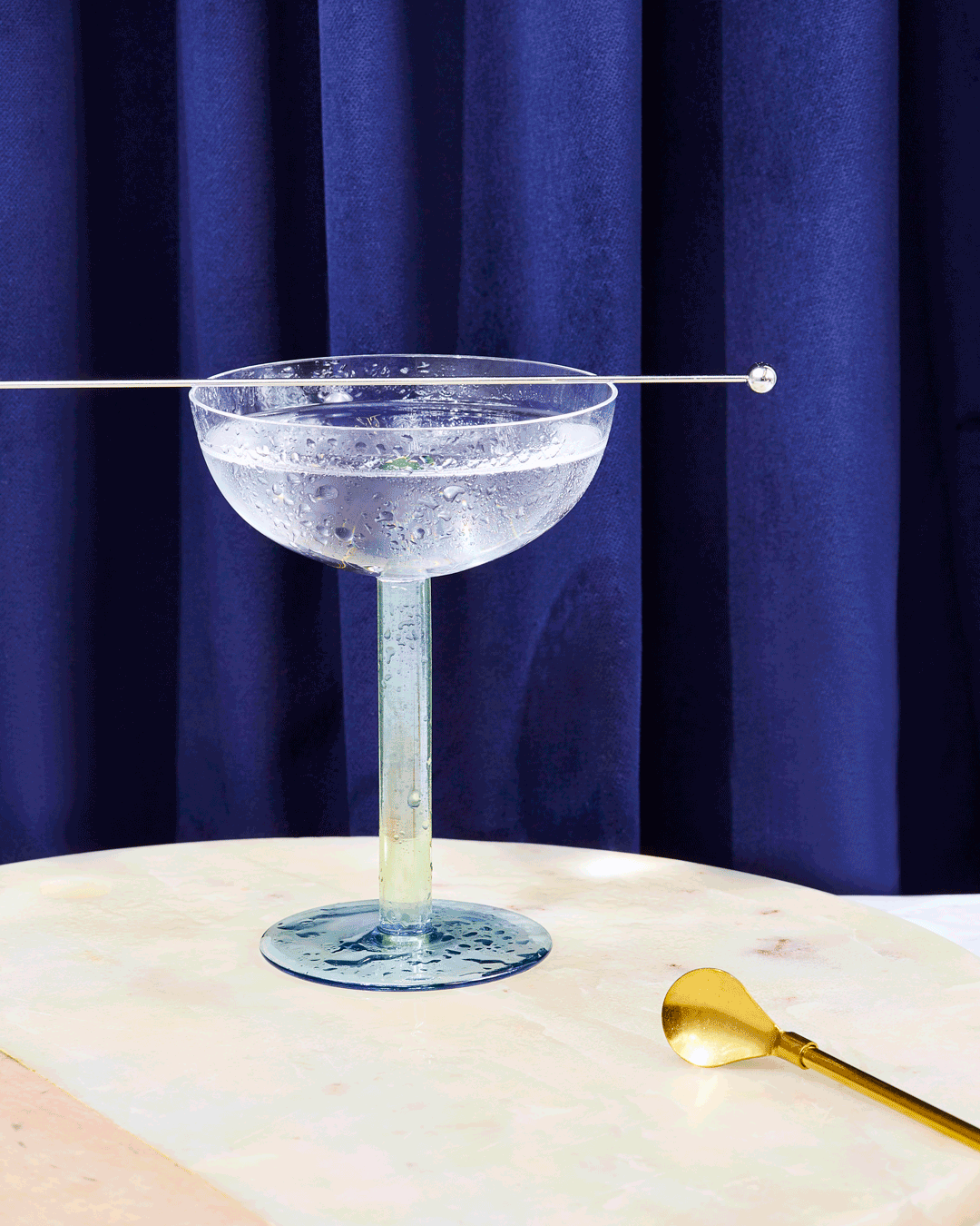 Dirty-martini-Animation-stick_4-5.gif