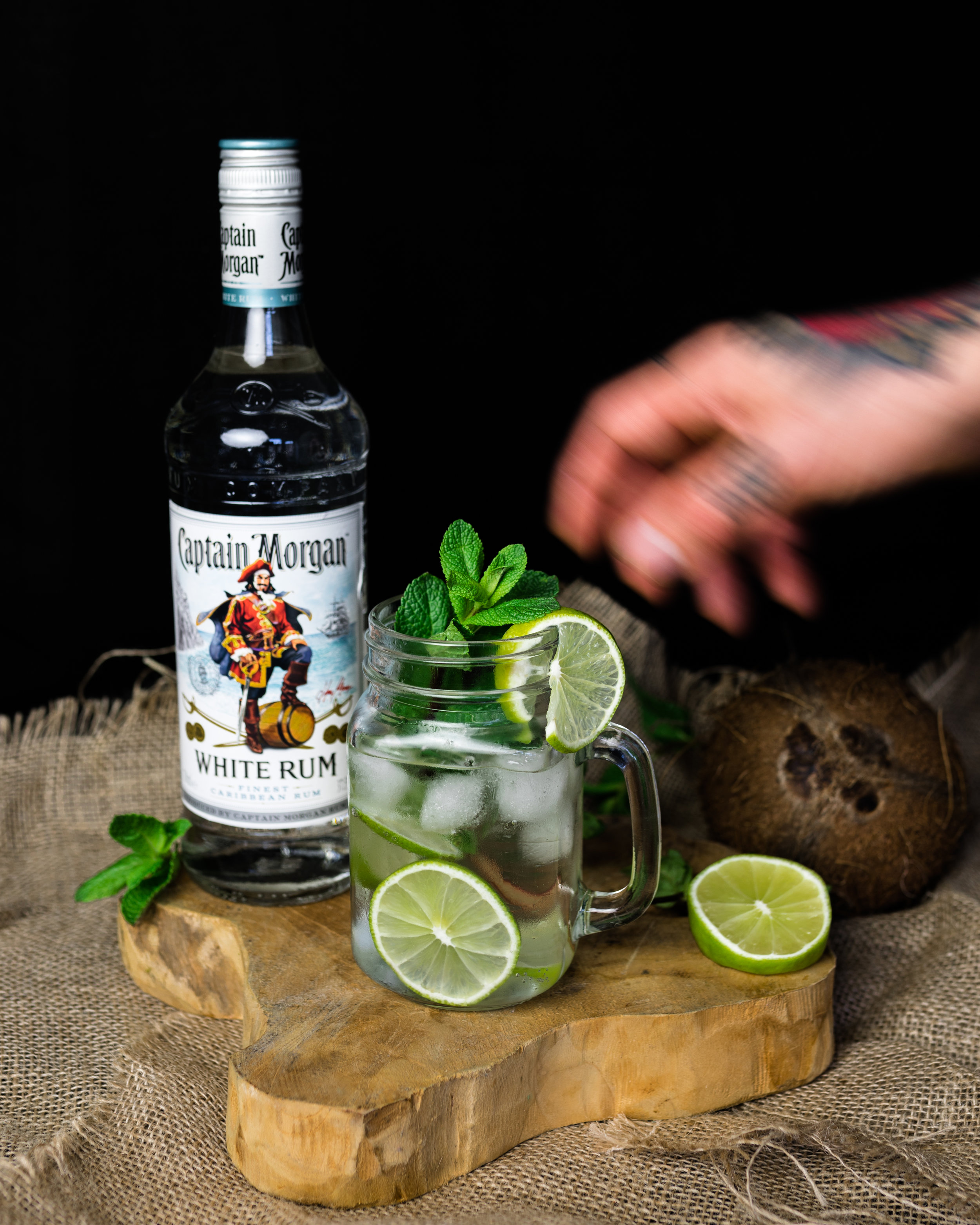 Letscocktail The Woahito Mojito With Captain Morgan White Rum Nigelvdhorst Com