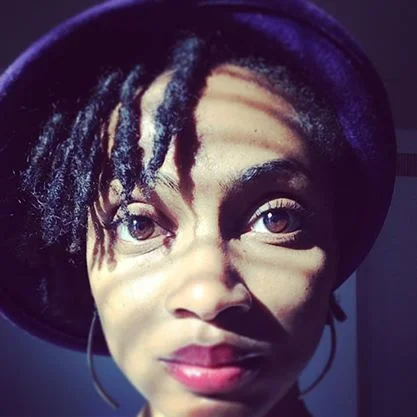 Mz Angela Roux
