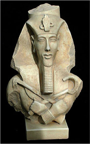 Pharaoh Akhenaten (c. 1353 to 1335 BCE) at the Egyptian Museum in Cairo, Egypt– Photo: Pinterest