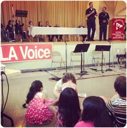 The children of Jewish congregation IKAR and Eastside congregation Our Lady of Talpa, watched as the Mayor and Chief committed to working for immigrant families by partnering with LA Voice congregations to pass the TRUST Act and push the State to make driver’s licenses available to ALL Californians.