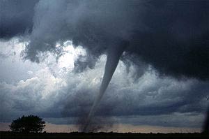 A tornado in Oklahoma Photo: thefullwiki.org