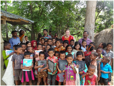 Kendra Layton, standing in the rear, is a senior at Georgetown who visited Dhaka, Bangladesh last year in a Berkley Center research project. – Photo: Berkeley Center