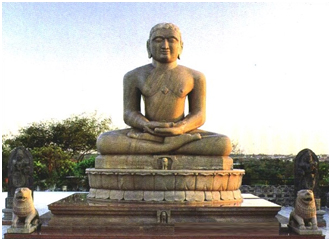 This statue of Mahavira (599-527 BCE), can be found in New Delhi, India. Mahavira is known as the founder of Jainism and the source of the notion of Anekantavada. – Photo: Jainmuseum.com