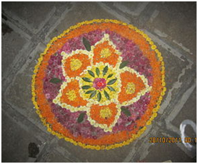 Flower Rangoli: Wikimedia Commons, Katyare