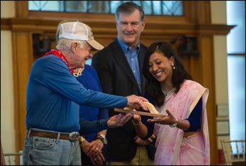 Former President Jimmy Carter at a Habitat site in Nepal. – Photo: HFH