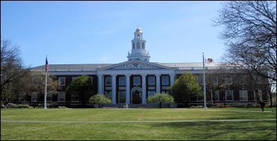 Harvard Business School – Photo: Wikipedia