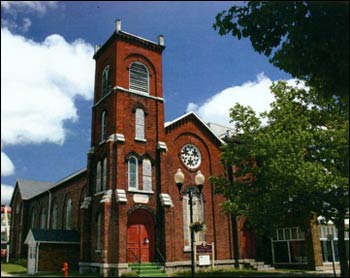 The Women’s Interfaith Institute in Seneca Falls, New York was a dream conjured by founder Allison Stokes and came true in a town at the site where the modern women’s movement was born in 1848. Today it is the hub of programs trailblazing model relations across diverse religious women’s groups in the U.S. – Photo: Madeline Hansen
