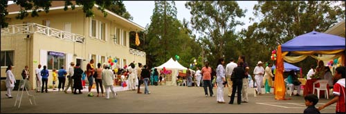 A festival day at Anubhuti Retreat Center, in Novato, California – Photo: Anubhuti