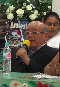 Bishop Samuel Ruiz Garcia speaking at a rally for Mayan indigenous rights. – Photo: Wikipedia