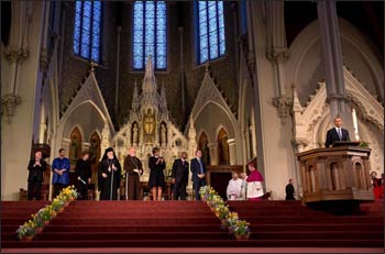 President Obama at Cathedral of The Holy Cross Photo: White House, Lawrence Jackson