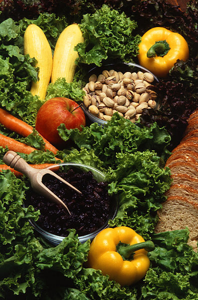 Ingredients to delight a vegetarian chef – Photo: Wikipedia, USDA, Scott Bouer