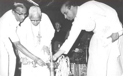 In this archival photo, a much younger Fr. Albert, on the right, joins his colleagues in ‘lighting the lamp’ going from darkness to light, a ritual which preceded all the meetings of the World Fellowship of Interreligious Councils. – Photo: WFIRC