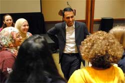 Dr. Eboo Patel, IFYC founder, talking with students.