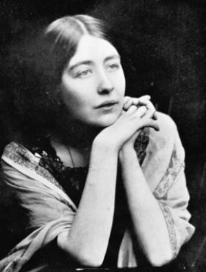 Suffragette Sylvia Pankhurst, taken in 1910 – Photo:Wikimedia