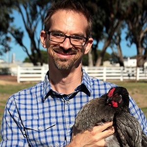Aaron Gross teaches at the University of San Diego and is the founder and CEO of Farm Forward, dedicated to ending the suffering of animals on factory farms. – Photo: Jewish Initiative for Animals