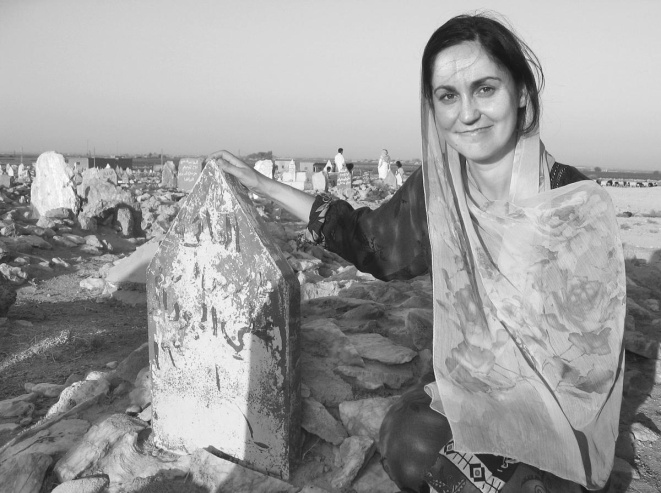 In Syria, MacKeen pays her respects to a relative of Sheikh Hammud al-Aekleh – Photo: Dawn MacKeen