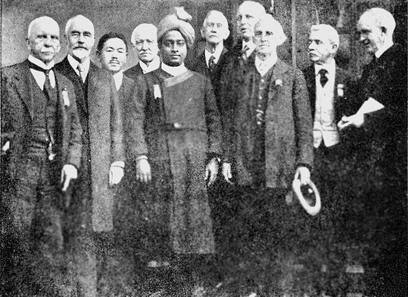 Delegates of the 1920 International Congress of Religious Liberals at Boston (Yogananda center) – Photo: Wikimedia
